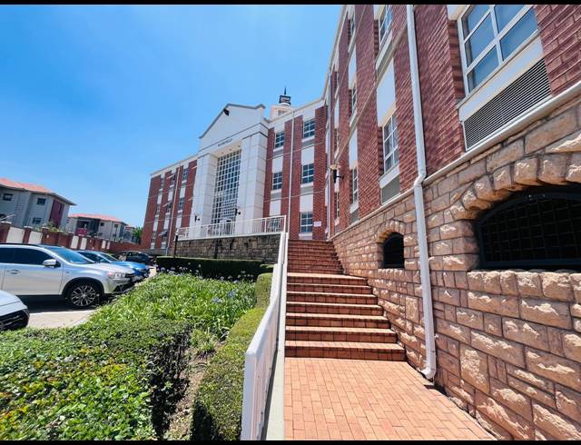 360M² OFFICE TO LET IN FOURWAYS